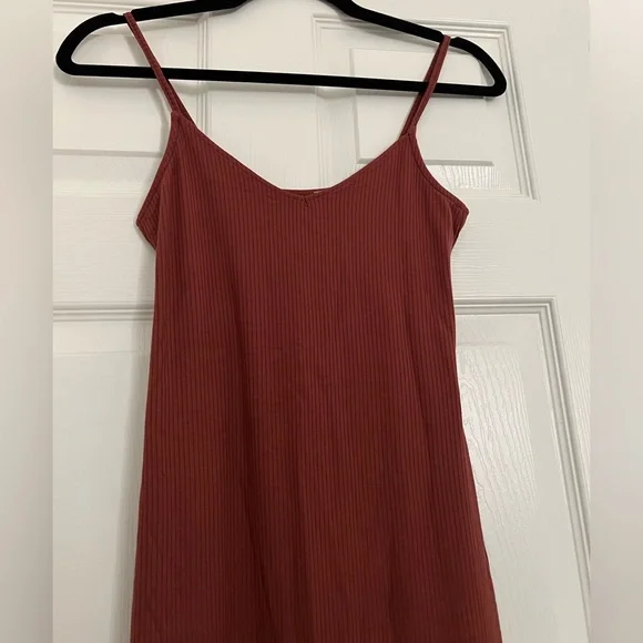 Abercrombie & Fitch Ribbed Knit Midi Dress - Picture 4 of 8